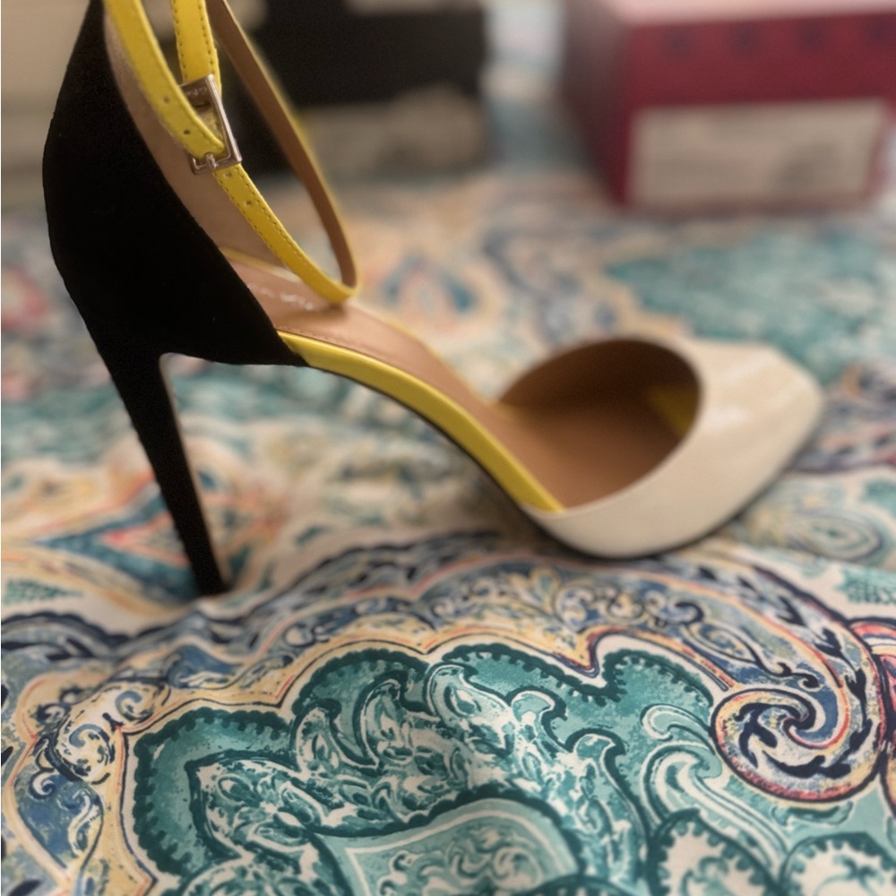 Elegant Black and White Women's Heels